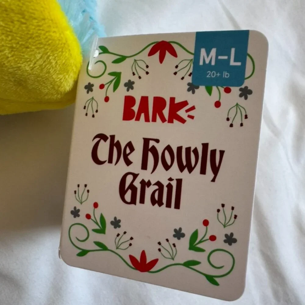 NWT Bark Box THE HOWLEY GRAIL Plush Dog Toy, Yellow + Blue, M-L (20+ lbs)